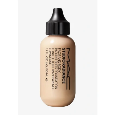 Abbildung von MAC Studio Radience FACE &amp; BODY Radient Sheer Foundation Foundation, Damen, Größe: 50 ml, C0