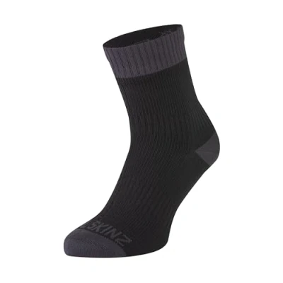 Abbildung von SEALSKINZ Unisex Wasserdichte Socken Knöchellang, für warme Temperaturen geeignet, Schwarz, S