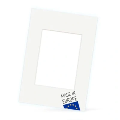 Abbildung von PHOTOLINI Passepartout Karton 40x50 cm außen für Bilder 30x40 cm, Reinweiß, 1,5 mm, säurefrei, alterungsbeständig, Schrägschnitt Präsentation &amp; Schutz Ihrer und Fotos