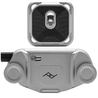 Abbildung von Peak Design Capture Clip v3 Silver inkl. Standard Plate Kameraclip zum Tragen von DSLR /DSLM Kameras