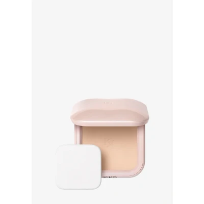 Abbildung von KIKO Milano Skin Lover Refining Face Powder Foundation 02, Feuchtigkeitsspendende, Vereinheitlichende Kompaktpuder