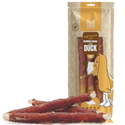 Abbildung von MERSJO Hundeleckerlis XXL Beefhide Kaustangen mit Entenbrust, 240g, 24 25 cm, für mittelgroße bis große Hunde