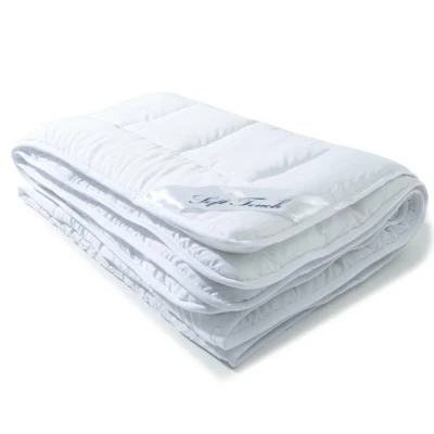 Abbildung von aqua textil Soft Touch Sommer Leicht Bettdecke 135 x 200 cm Ultra leichte Steppdecke ca 270g Füllung atmungsaktiv Sommerdecke Oeko TEX