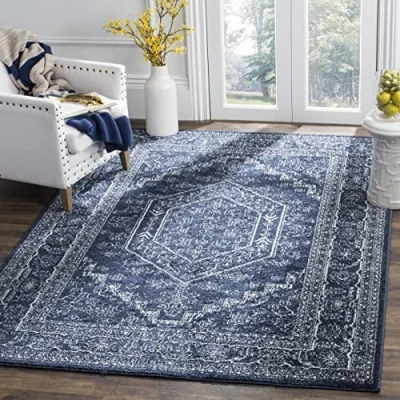Abbildung von SAFAVIEH Traditionell Teppich für Wohnzimmer, Esszimmer, Schlafzimmer Adirondack Collection, Kurzer Flor, Marine und Elfenbein, 91 X 152 cm