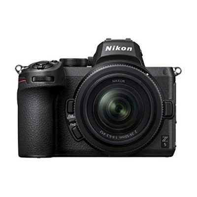 Abbildung von Nikon Z5 + Nikkor Z 24 50mm f/4 6.3