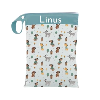 Abbildung von Nasstasche für Kita Wechselwäsche, Wasserdicht, Waschbar, mit Reißverschluss, Personalisierbar, Name, Kindergarten, Strand, Sport (Puppy Town)