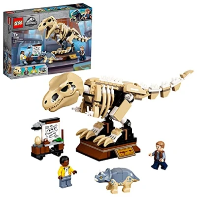 Abbildung von LEGO 76940 Jurassic World T. Rex Skelett in der Fossilienausstellung