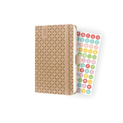 Abbildung von SIGEL J2108 Wochenkalender Jolie 2022 ca. A6 beige Hardcover 174 Seiten mit fröhlichem Kalendarium, vielen Infos und praktischen Stickern FSC zertifiziert Terminplaner
