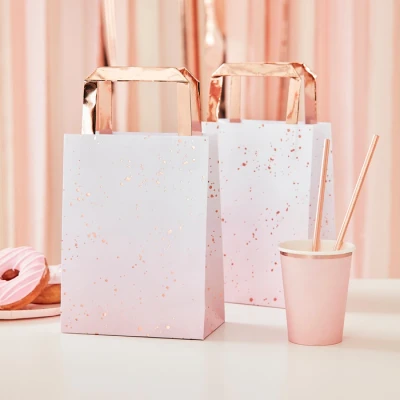 Abbildung von Partytüten Roségold 17x27cm 5 Stücke