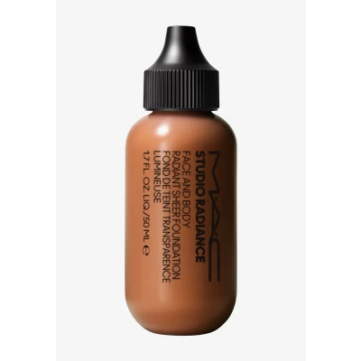 Abbildung von MAC Studio Radience FACE &amp; BODY Radient Sheer Foundation Foundation, Damen, Größe: 50 ml, C7