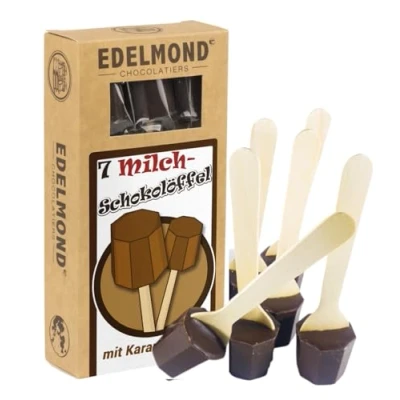 Abbildung von Bio Schokolade am Stiel. 7 Löffel mit Karamell. Fair Trade Kakao in einer Edel Milchschokolade