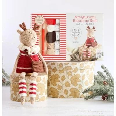 Abbildung von Coffret Amigurumi Renne de Noël au crochet: avec 5 pelotes laine et un crochet