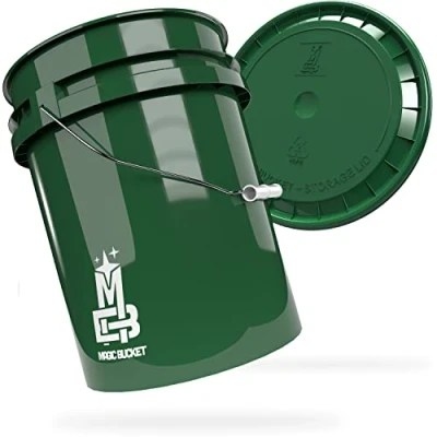 Abbildung von MAGIC BUCKET Wascheimer Set für Auto Handwäsche Dunkelgrün mit passendem Eimer Deckel 5 US GALLONEN ca. 20 Liter kompatibel Grit Guard, Detail Guardz Dirt Lock, Chemical Guys Trap