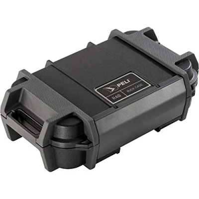 Abbildung von Peli R40 Ruck Schutzbehälter, Schlagfester Schutz für kleine Werkzeuge und Elektronik bei Outdooraktivitäten, IP68 Wasserdicht staubdicht, 1,12L Fassungsvermögen, Farbe: Schwarz