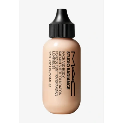 Abbildung von MAC Studio Radience FACE &amp; BODY Radient Sheer Foundation Foundation, Damen, Größe: 50 ml, W0