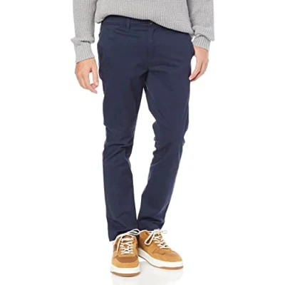 Abbildung von Amazon Essentials Herren Legere Stretch Chinohose mit Enger Passform, Marineblau, 34W / 28L