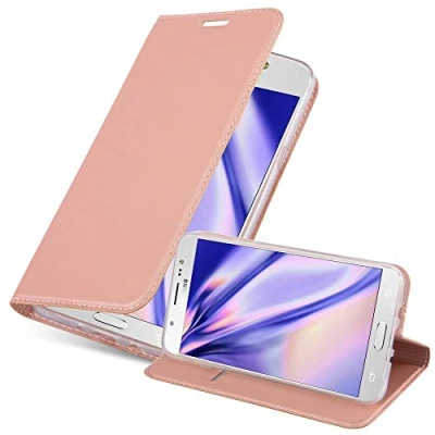 Abbildung von Cadorabo Hülle kompatibel mit Samsung Galaxy J7 2016 aus Premium Kunst Leder Flip Klappbare Stoßfeste Magnetische [Standfunktion] [Kartenfächern] Cover für Tasche in Rosa