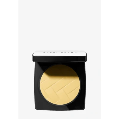 Abbildung von Bobbi Brown Vitamin Enriched Pressed Powder Puder, Damen, Größe: 8 g, Yellow