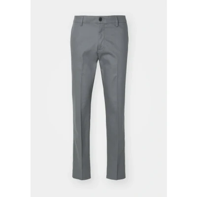 Abbildung von Dockers Signature Stain Defender Chino, Herren, Größe: 28x32, Burma grey