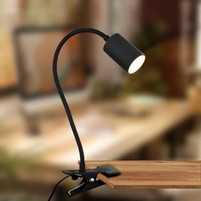 Abbildung von B.K.Licht Schreibtischlampe mit Kabelschalter, Warmweiße Lichtfarbe, schwenkbar, Leselampe, Klemmlampe, Klemmleuchte, Nachttischlampe, Leselicht Kinder, Bürolampe, Bettlampe, 40x10x6,5 cm, Schwarz