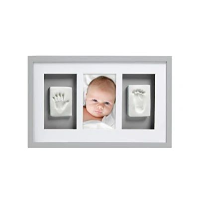 Abbildung von Pearhead Babyprints Newborn Baby Handprint and Footprint Deluxe Wall Photo Frame Impression Kit, Gender Neutral Keepsake Frame, Nursery Décor Accessory, Gray