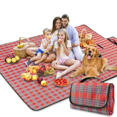 Abbildung von BAXIWUY Picknickdecke Strandmatte Camping Decke Stranddecke mit wasserdichter Unterseite Zubehör Outdoor für Strand, Picknick, und Wandern 150 x 200 cm (Red)