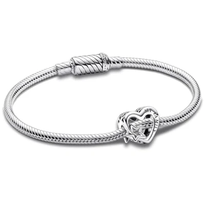 Abbildung von Pandora 68109 Damen Armband mit Charm Silber Familie Herz &amp; Stern Geschenkset