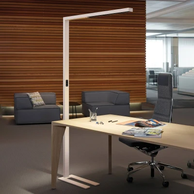 Abbildung von Maul LED Standleuchte MAULsirius Schreibtischlampe dimmbar Hochwertige Arbeitsplatzleuchte fürs Büro Lampe mit GS Zeichen Leistungsstarke Stehleuchte 3000 5700 Kelvin Weiß