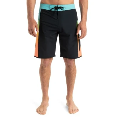 Abbildung von Quiksilver Holmes Badeshorts, Herren, Größe: 36, Kvj