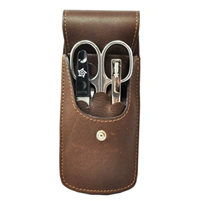 Abbildung von Pfeilring Taschenetui aus Büffelleder, 3 teilige Nickel Füllung (Nagelfeile, Pinzette, Nagelschere), braun, 1er Pack (1 x Stück)
