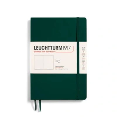 Abbildung von LEUCHTTURM1917 367268 Notizbuch Medium (A5), Softcover, 123 nummerierte Seiten, Forest Green, blanko