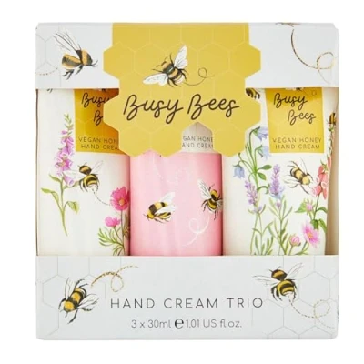 Abbildung von Heathcote &amp; Ivory Busy Bees Handcreme Trio Vegane Normaler Hauttyp Geschenkset für Frauen Reise Set 3x 30ml