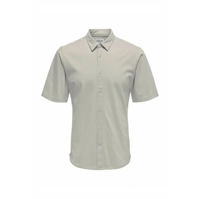 Abbildung von ONLY &amp; SONS Herren ONSROBIN Button Under SS Stretch Shirt Kurzarmhemd, Moonstruck, L