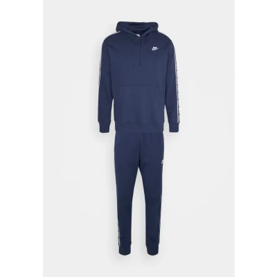 Abbildung von Nike Sportswear CLUB SUIT Trainingsanzug, Herren, Größe: Small, Midnight navy/white