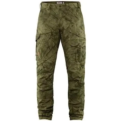 Abbildung von Fjallraven Herren Sport Trousers Barents Pro Hunting M, Green Camo Deep Forest, 54, 90222