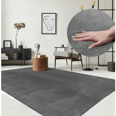 Abbildung von the carpet Relax kuscheliger Kurzflor Teppich, Anti Rutsch Unterseite, Waschbar bis 30 Grad, Super Soft, Felloptik, Anthrazit, 200 x 280 cm