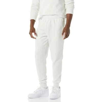 Abbildung von Amazon Essentials Herren Fleecejogginghose, Hellgrau, L