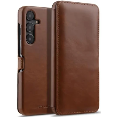 Abbildung von STILGUT Book Case kompatibel mit Samsung Galaxy S24 Plus Hülle aus Leder Clip Verschluss, Lederhülle, Klapphülle, Handyhülle Cognac