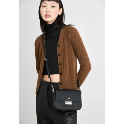 Abbildung von Lacoste Crossover BAG Daily CITY Umhängetasche, Damen, Größe: One Size, Noir