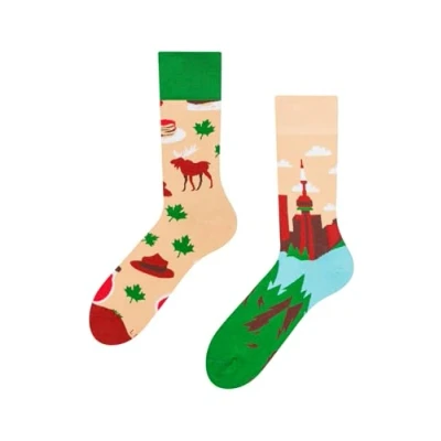 Abbildung von Dedoles Socken Unisex Damen Herren &amp; Kinder Baumwolle viele lustige Designs Fussball Fahrrad Pferde Geschenk links rechts verschieden, Farbe: Mehrfarbig, Motiv: Kanada, Gr. 39 42