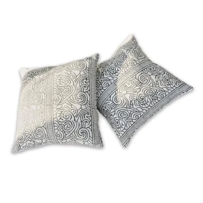 Abbildung von Loberon Kissenhülle 2er Set Ensis, stilvoller Ornament Druck, strapazierfähig und waschbar, Kissenbezug, Wohntextilien, Wohn Accessoires, Baumwolle, schwarz/weiß