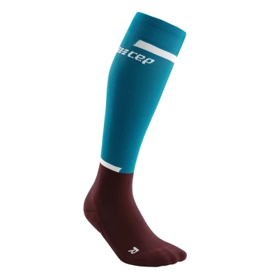 Abbildung von CEP Compression THE RUN Kniestrümpfe, Damen, Größe: Small, Petrol dark red