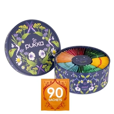 Abbildung von Pukka Bio Tee Geschenkset Premium Selection Box &quot;Wellness von früh bis spät&quot; Kräutertee Geschenk 6 Varianten 90 Teebeutel Matcha Kurkuma