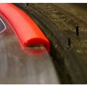 Abbildung von Scuffs by Rimblades FELGENSCHUTZ &amp; STYLING Felgenschutzringe Felgenringe Felgenstyling Rim Protector (schwarz)