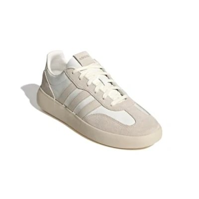 Abbildung von adidas Herren Barreda Decode Schuhe, Weißes Aluminiumoxid, gebrochenes Weiß, 39