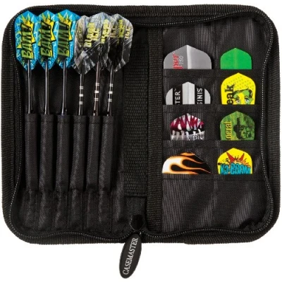 Abbildung von Casemaster Deluxe Nylon Darttasche für Stahl und Soft Dartpfeile, hält 6 Dartpfeile verfügt über 8 Taschen Zubehör wie Flights, Schäfte Spitzen