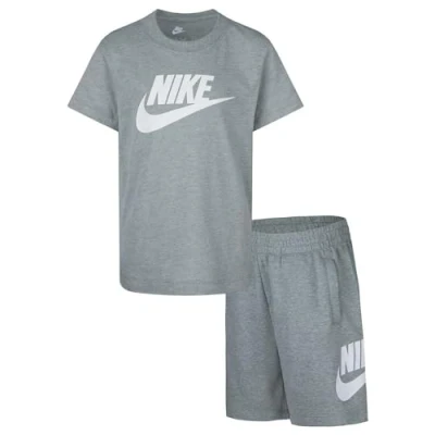 Abbildung von Nike Sportswear T Shirt &amp; Shorts NKN CLUB TEE SHORT SET (2 tlg) für Kinder