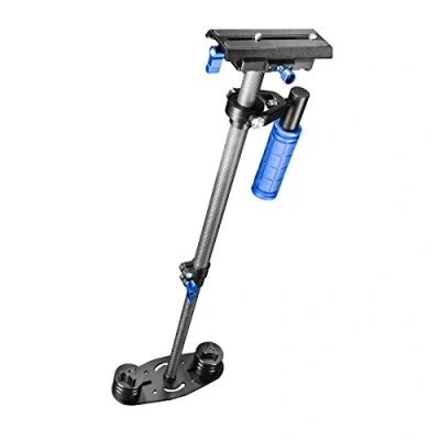 Abbildung von Walimex Pro StabyPod S Schwebestativ Steadycam zur Stabilisierung von DSLR Kameras (Größe max. 60 cm, Carbon, Schnellwechselplatte, Gegengewichte, Tasche)