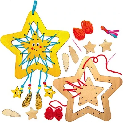 Abbildung von Baker Ross AX407 Stern Traumfänger Kits, erstellen Sie Ihre eigenen Kits für Kinder, Kunst und Handwerk, Wanddekorationen Mädchen eine Einführung in das Nähen, 4 Stück