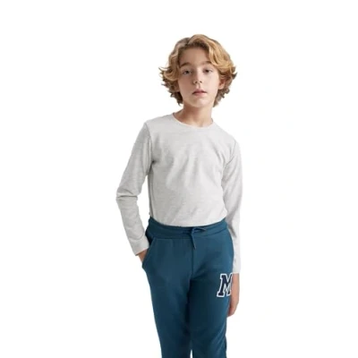 Abbildung von DeFacto Jungen Langarmshirt Modische Langarmshirts T Shirts und Longsleeve für Kinder Stilvolle
